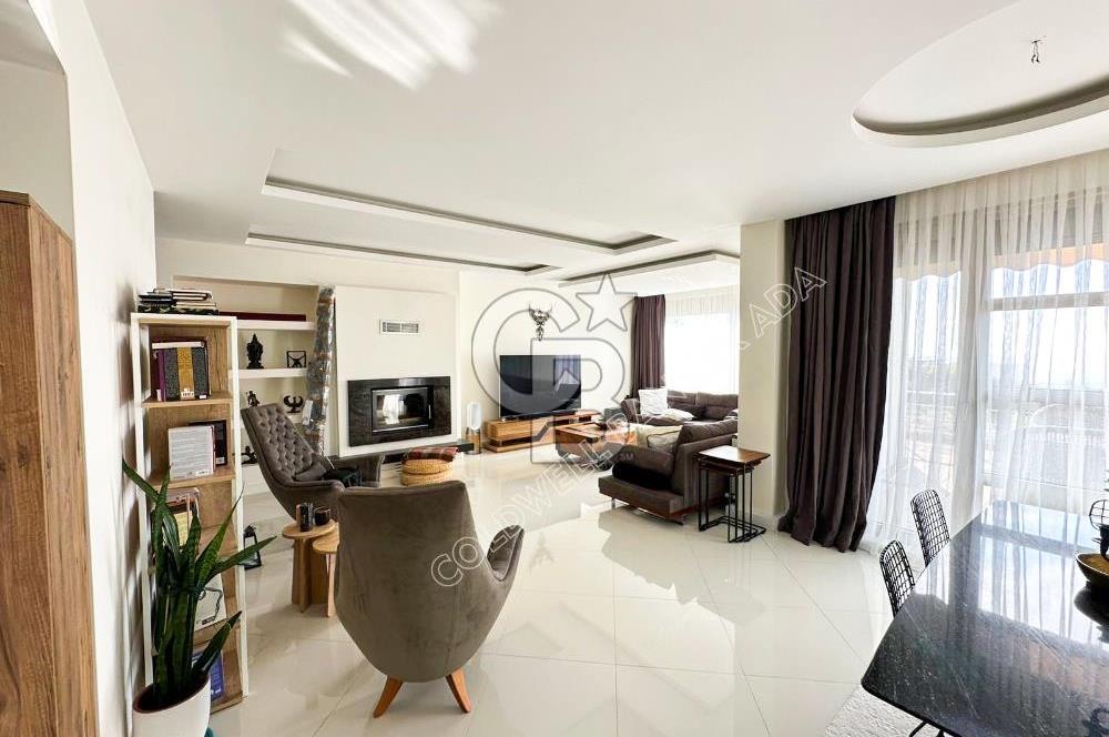 Kuşadası’nda Eşsiz Yaşam Fırsatı Deniz Manzaralı 4+1  Bahçe Dubleksi 