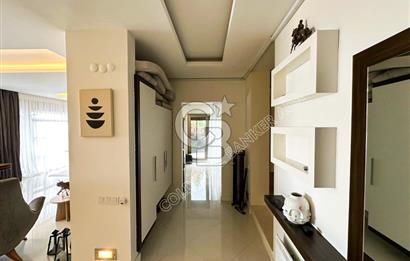 Kuşadası’nda Eşsiz Yaşam Fırsatı Deniz Manzaralı 4+1  Bahçe Dubleksi 