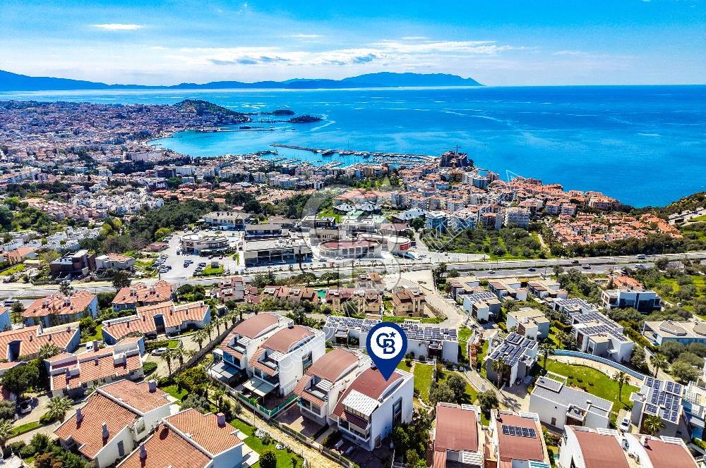 Kuşadası’nda Eşsiz Yaşam Fırsatı Deniz Manzaralı 4+1  Bahçe Dubleksi 