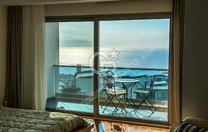 Kuşadası’nda Eşsiz Yaşam Fırsatı Deniz Manzaralı 4+1  Bahçe Dubleksi 