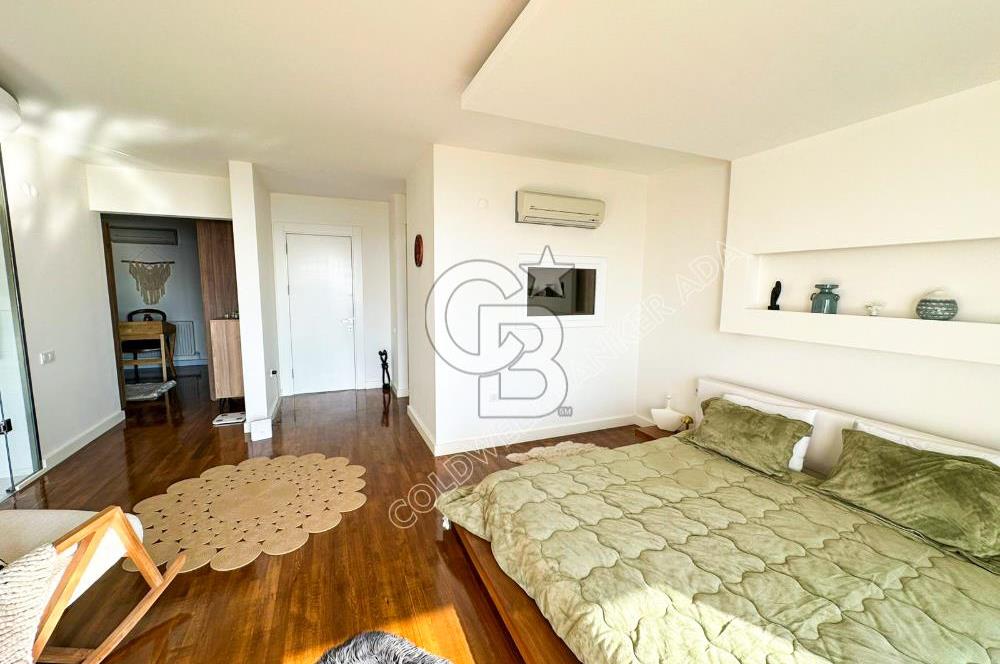 Kuşadası’nda Eşsiz Yaşam Fırsatı Deniz Manzaralı 4+1  Bahçe Dubleksi 