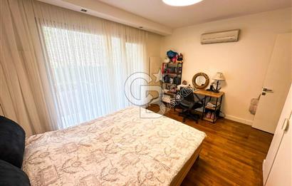 Kuşadası’nda Eşsiz Yaşam Fırsatı Deniz Manzaralı 4+1  Bahçe Dubleksi 