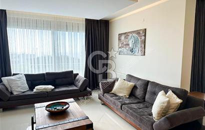 Kuşadası’nda Eşsiz Yaşam Fırsatı Deniz Manzaralı 4+1  Bahçe Dubleksi 