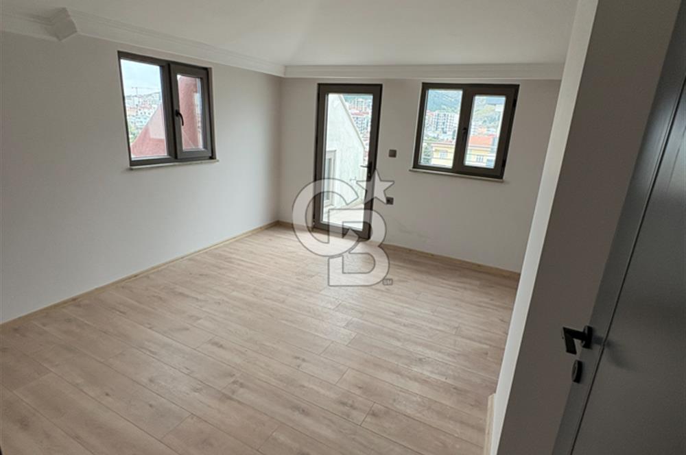 SULTANBEYLİ YAVUZ SELİM'DE SATILIK DUBLEKS DAİRE