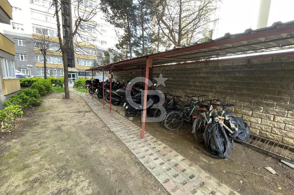 BÜYÜKÇEKMECE ÇAKMAKLI OYLUMPINAR SİTESİNDE 3+1 SATILIK DAİRE