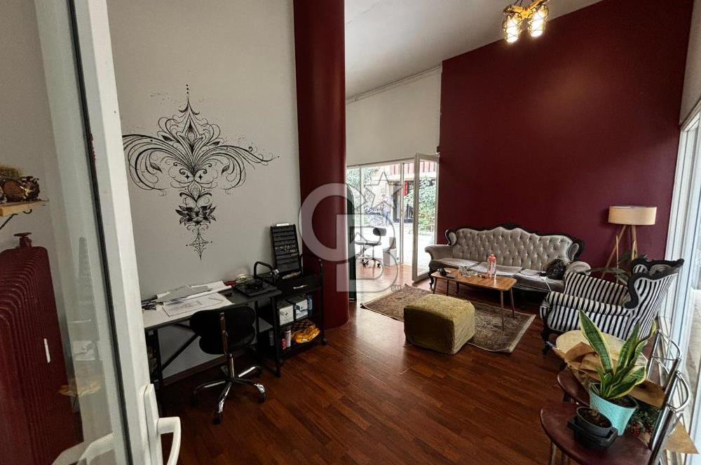 Alsancak Şair Eşref Bulvarı Üzerinde Kiralık  Dükkan