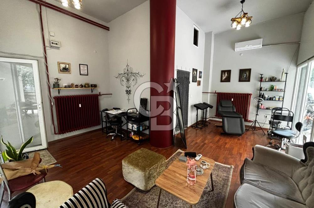 Alsancak Şair Eşref Bulvarı Üzerinde Kiralık  Dükkan