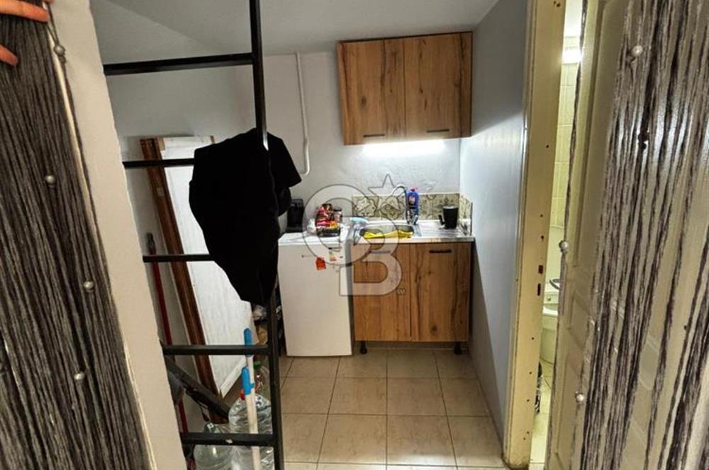 Alsancak Şair Eşref Bulvarı Üzerinde Kiralık  Dükkan
