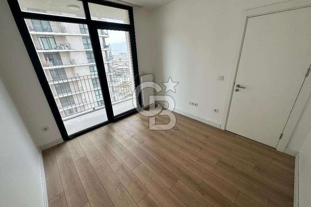 BORNOVA MODDA BULVAR 1+1 SATILIK ÖZEL DAİRE