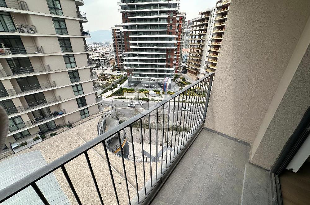 BORNOVA MODDA BULVAR 1+1 SATILIK ÖZEL DAİRE