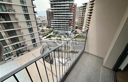 BORNOVA MODDA BULVAR 1+1 SATILIK ÖZEL DAİRE