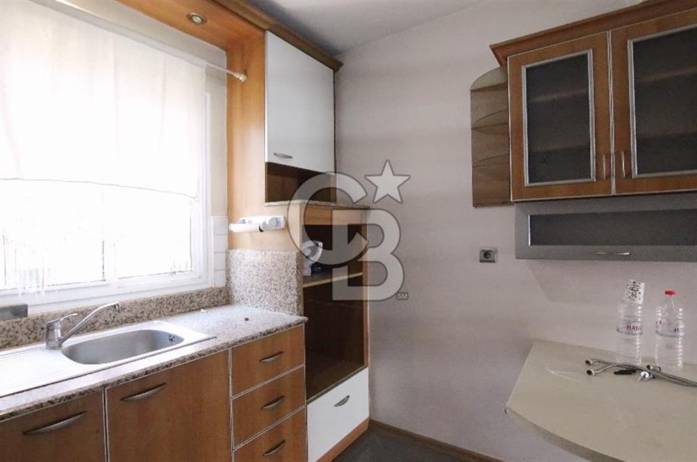 İzmir Karşıyaka Bostanlı Kiralık 2+1 75 m² Daire