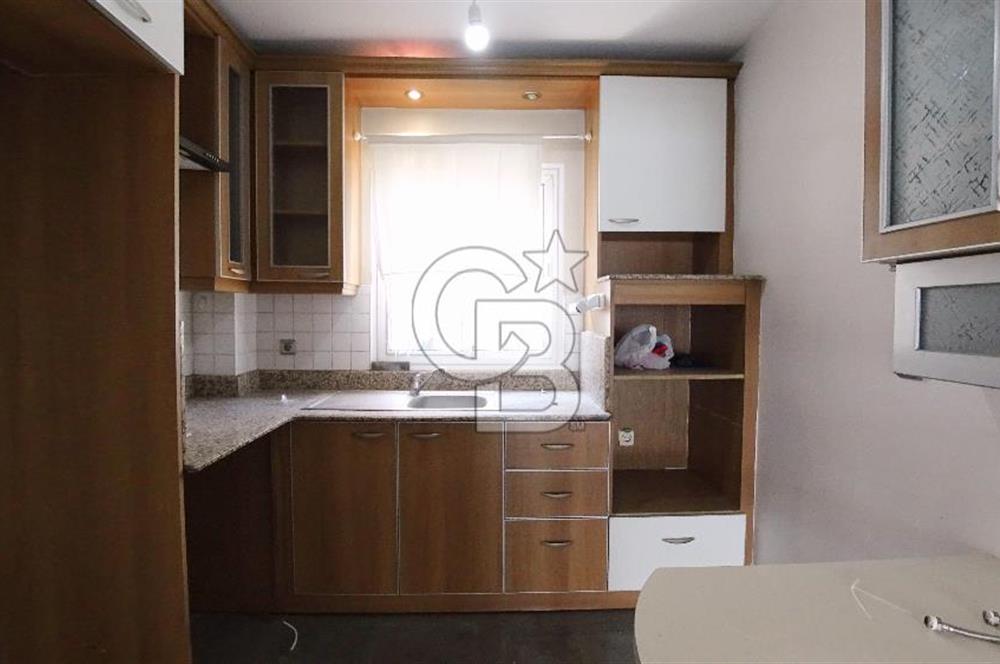 İzmir Karşıyaka Bostanlı Kiralık 2+1 75 m² Daire