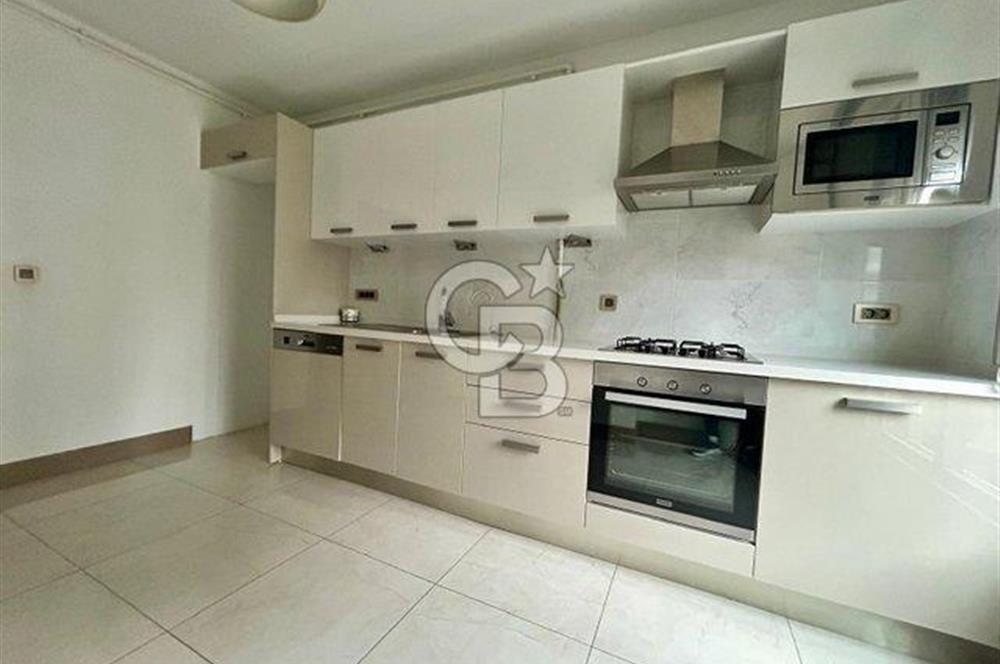 Suadiye Bağdat cad üzerinde yeni binada boş 3+1 güvenlikli daire