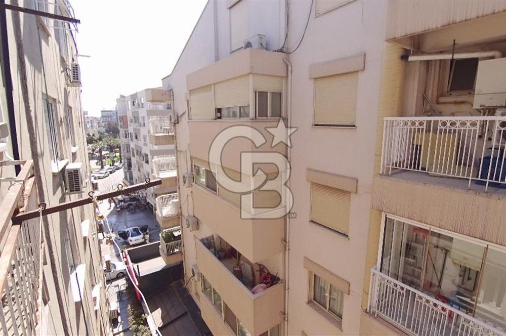 İzmir Karşıyaka Bostanlı Kiralık 2+1 75 m² Daire