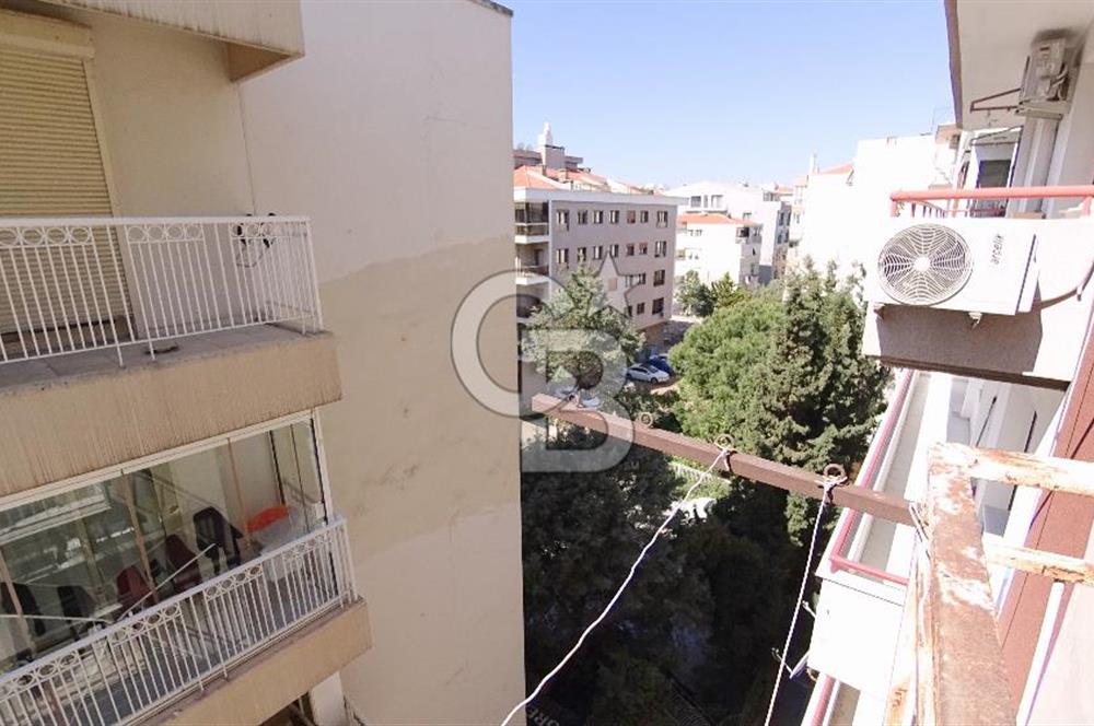 İzmir Karşıyaka Bostanlı Kiralık 2+1 75 m² Daire
