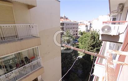 İzmir Karşıyaka Bostanlı Kiralık 2+1 75 m² Daire