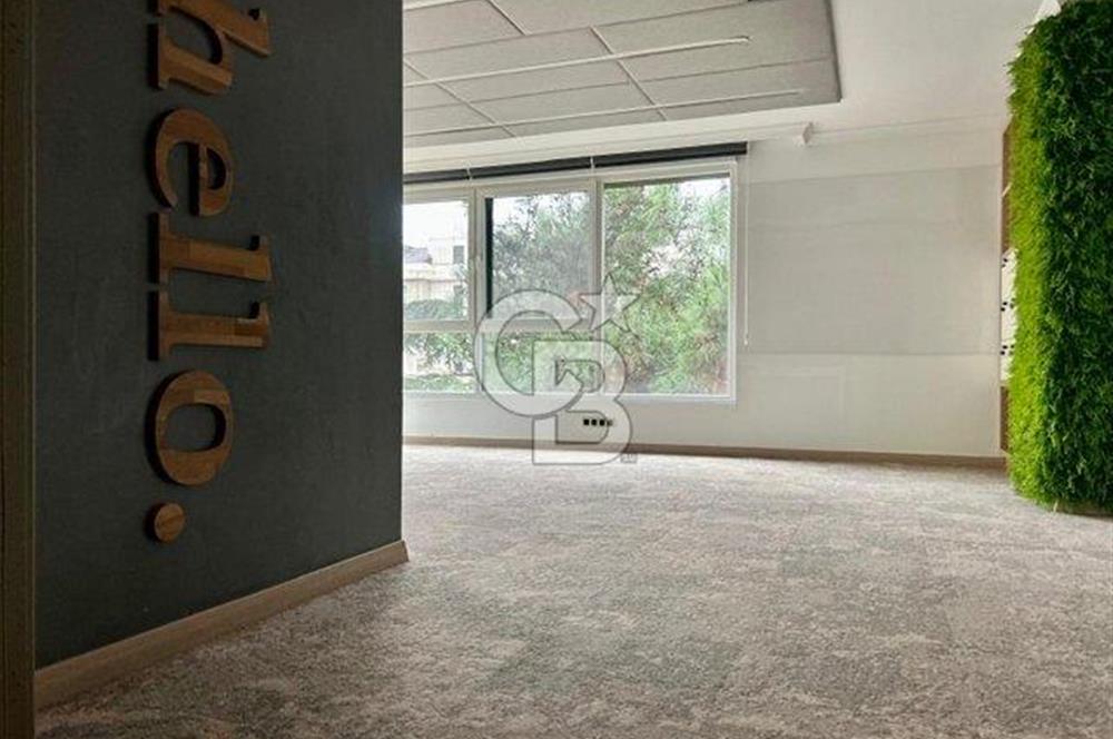 Suadiye Bağdat cad üzerinde yeni binada boş 3+1 güvenlikli daire