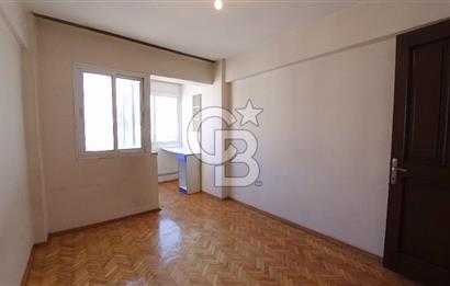 İzmir Karşıyaka Bostanlı Kiralık 2+1 75 m² Daire
