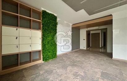 Suadiye Bağdat cad üzerinde yeni binada boş 3+1 güvenlikli daire