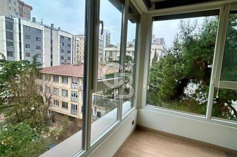 Suadiye Bağdat cad üzerinde yeni binada boş 3+1 güvenlikli daire