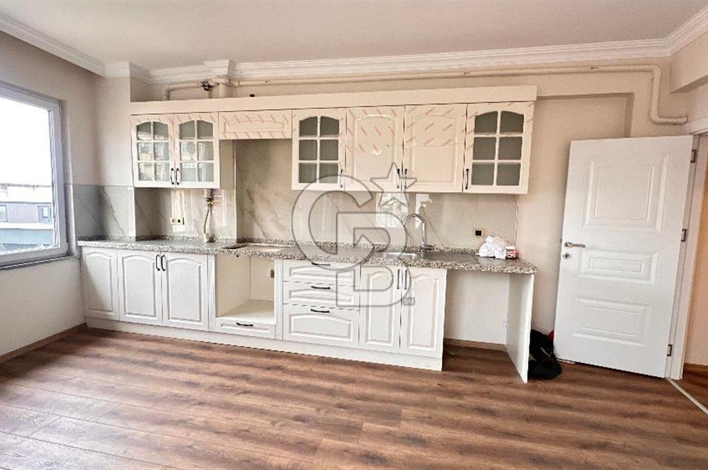 MEYDANA YÜRÜME MESAFESİNDE KİRALIK DAİRE