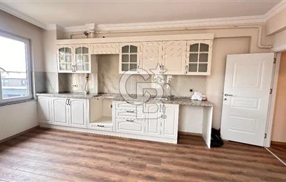 MEYDANA YÜRÜME MESAFESİNDE KİRALIK DAİRE