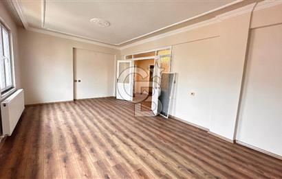 MEYDANA YÜRÜME MESAFESİNDE KİRALIK DAİRE