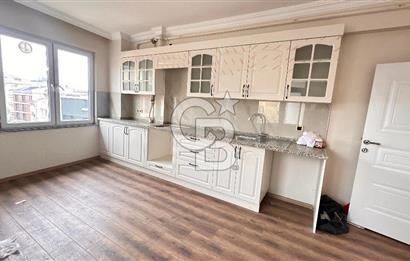 MEYDANA YÜRÜME MESAFESİNDE KİRALIK DAİRE