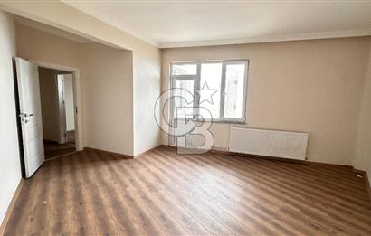 MEYDANA YÜRÜME MESAFESİNDE KİRALIK DAİRE