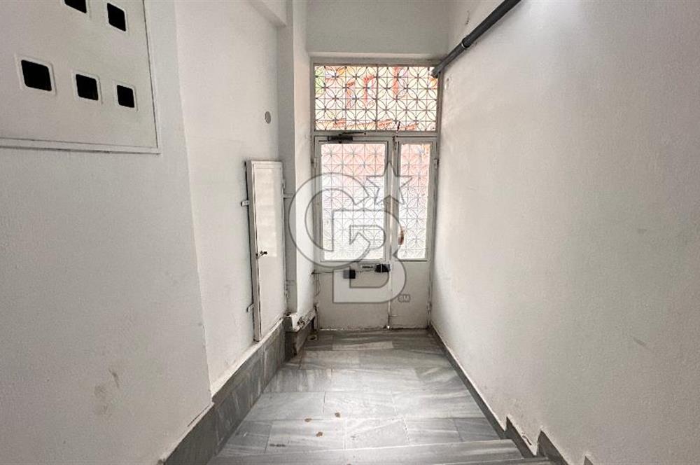 MEYDANA YÜRÜME MESAFESİNDE KİRALIK DAİRE