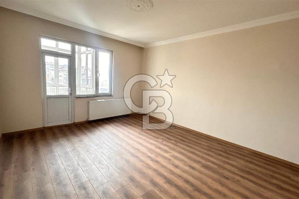 MEYDANA YÜRÜME MESAFESİNDE KİRALIK DAİRE