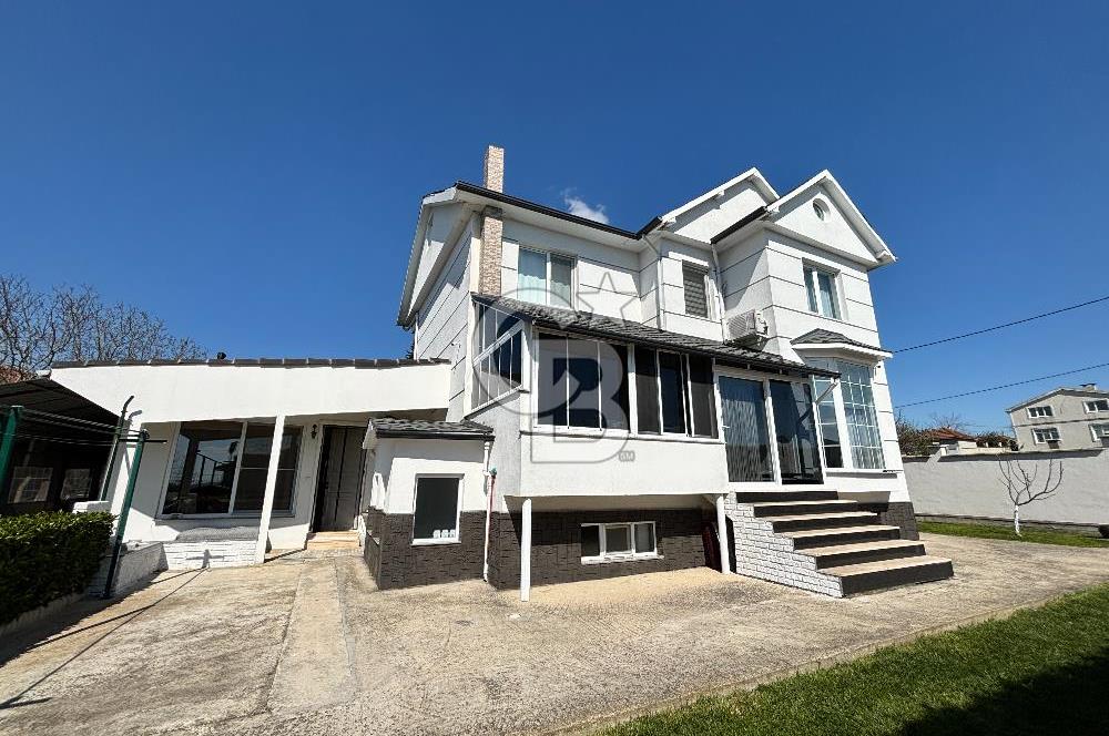 Çorlu Türkgücü’nde 668m² Arsa İçinde Satılık 2+1 Müştemilatlı, 5+1 Lüks Villa 