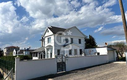 Çorlu Türkgücü’nde 668m² Arsa İçinde Satılık 2+1 Müştemilatlı, 5+1 Lüks Villa 