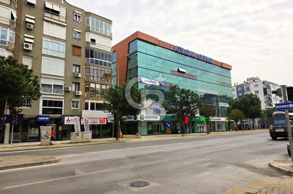 GİRNE CADDESİ ÜZERİNDE 2+1 KÖŞE SATILIK DAİRE..