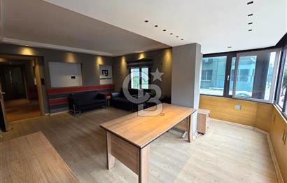 GİRNE CADDESİ ÜZERİNDE 2+1 KÖŞE SATILIK DAİRE..