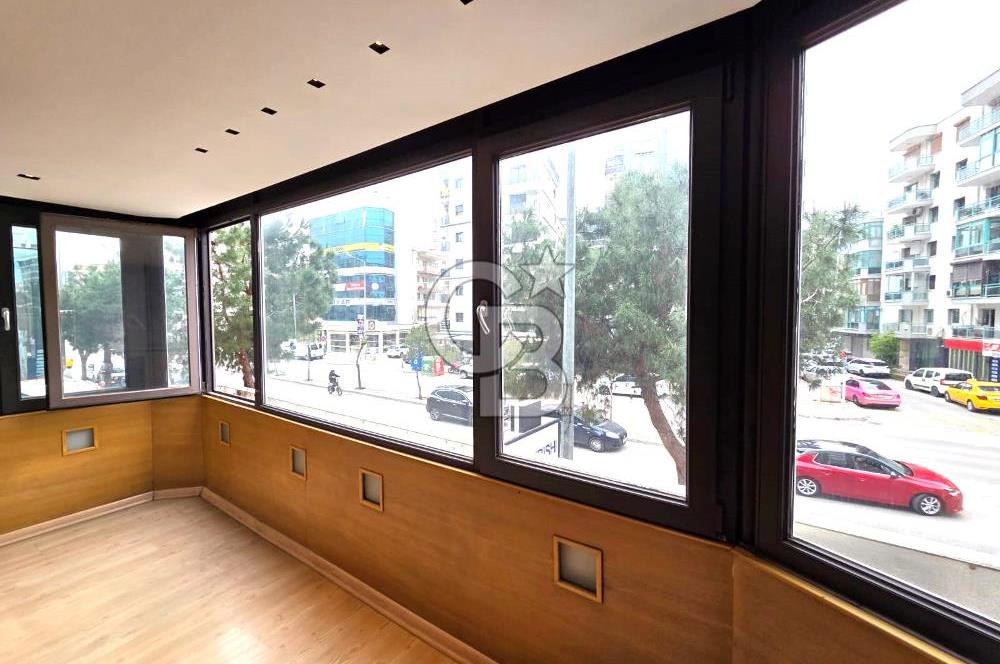 GİRNE CADDESİ ÜZERİNDE 2+1 KÖŞE SATILIK DAİRE..