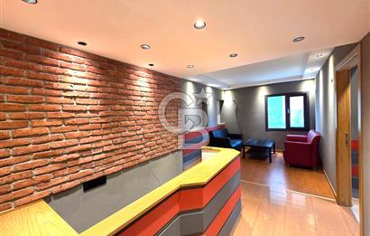 GİRNE CADDESİ ÜZERİNDE 2+1 KÖŞE SATILIK DAİRE..