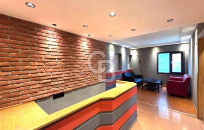 GİRNE CADDESİ ÜZERİNDE 2+1 KÖŞE SATILIK DAİRE..