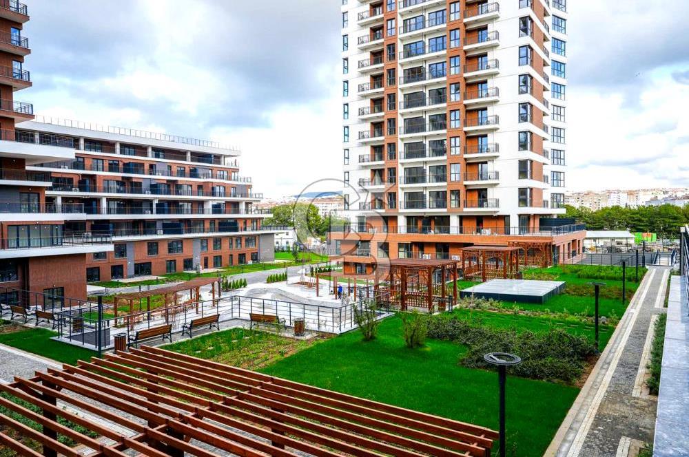 Çekmeköy Narlı Bahçe Evleri'nde Satılık 3+1 Daire