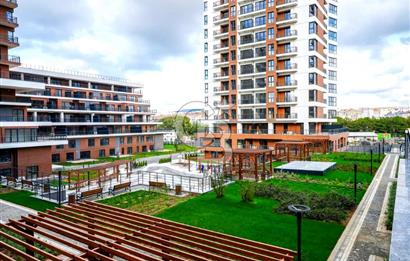 Çekmeköy Narlı Bahçe Evleri'nde Satılık 3+1 Daire