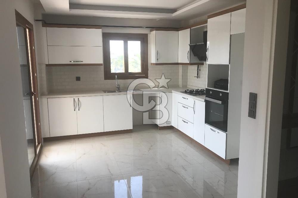 Yüreğir Akdeniz Mah. Havuzlu Site İçi Doğalgazlı Daire