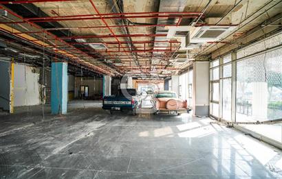 Millet Caddesi Üzerinde 500 m² Kiralık Cadde Mağaza