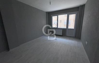 Pendik Kaynarcada E-5 ve Metroya Yakın Yenilenmiş Fırsat