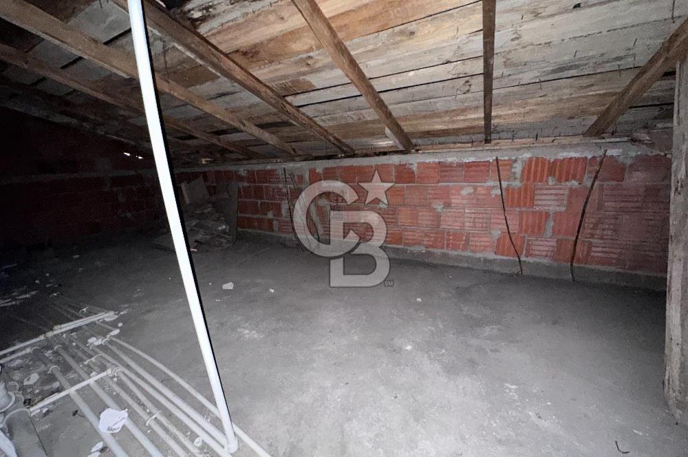 Pendik Kaynarcada E-5 ve Metroya Yakın Yenilenmiş Fırsat