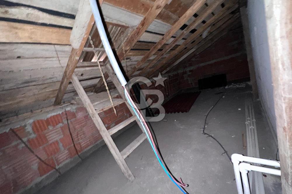 Pendik Kaynarcada E-5 ve Metroya Yakın Yenilenmiş Fırsat