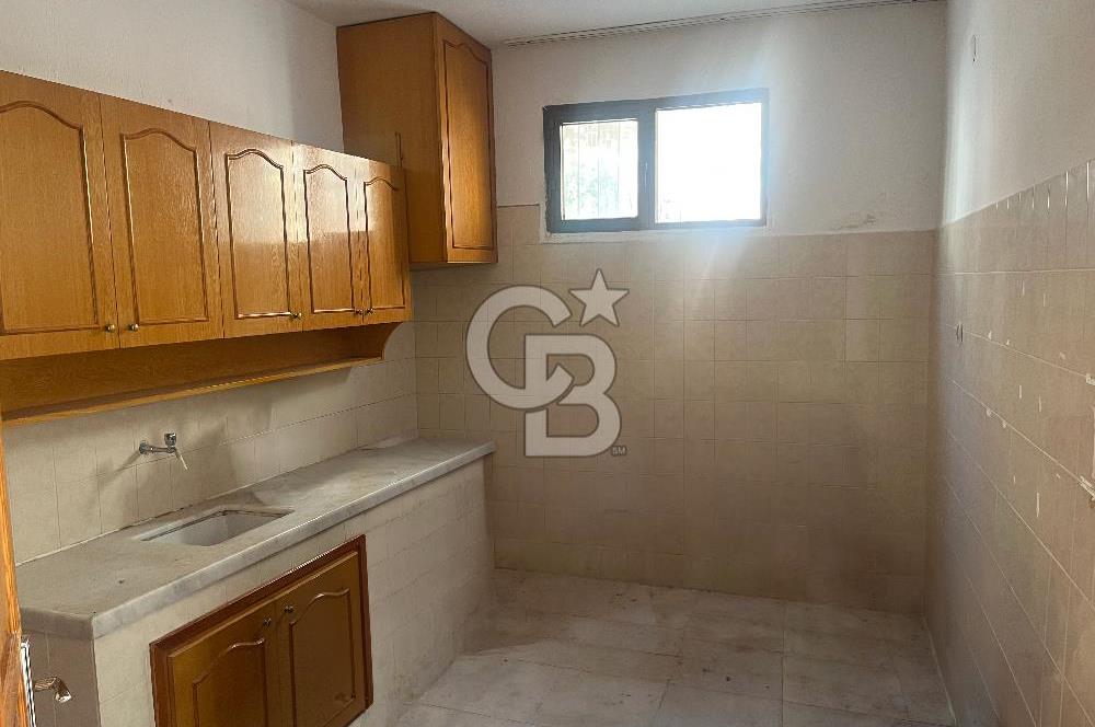 Çeşmede 3 daire 1 dükkan yatırımlık