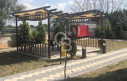 Yüreğir Akdeniz Mah. Havuzlu Site İçi Doğalgazlı Daire