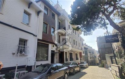 Sultanahmet Cankurtaranda Satılık Müstakil Bina Deniz Manzaralı