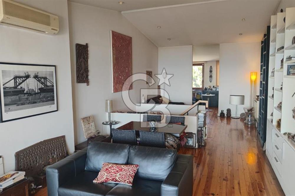 Sultanahmet Cankurtaranda Satılık Müstakil Bina Deniz Manzaralı